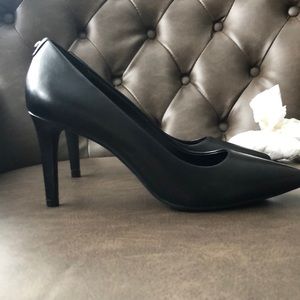 Michael Kors Dorothy Flex Pump